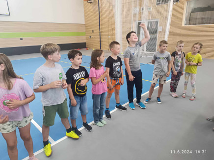 b04da146-55d5-46c7-801a-e995a62191c4