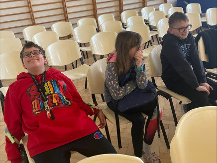 UTF-8processed-527388FF-7712-43F5-A2EE-B3A5AC828052