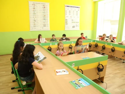 amst55rr3cztryq-313230302e2e38302e31