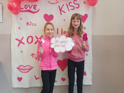 331275193_724778759306071_426396536963352956_n