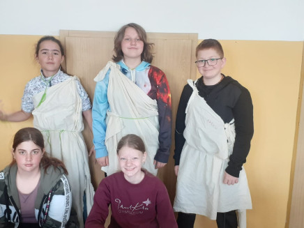 UTF-8IMG-20250429-WA0000