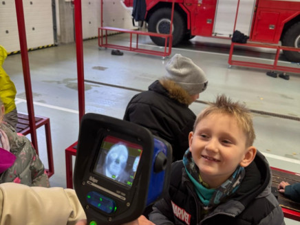 5e8cc61a-8a7e-4ce1-84ba-6f89775fbbb5(1)