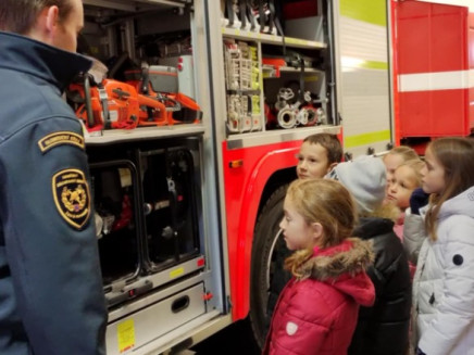 e4813ea1-61fa-4b3b-8993-24b402096e59(1)