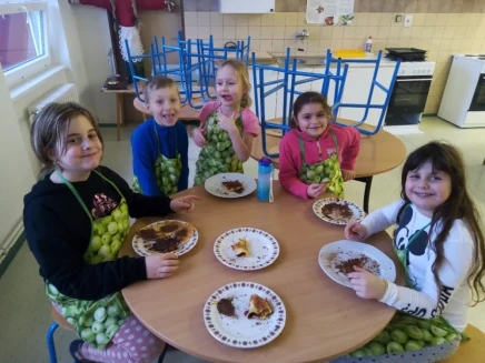 oef45ptk2rfra9r-313230302e2e38302e31