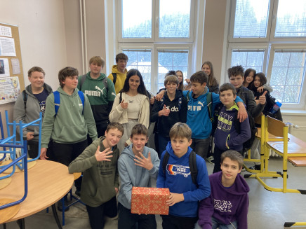 63E75591-3D99-4084-9A14-813EBF89A718