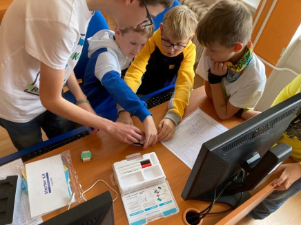 thumbnail_A5F93A05696343B0815A5DF2D4C9B90C