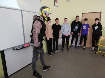 IMG_20230419_100617_resized_20230423_061534235